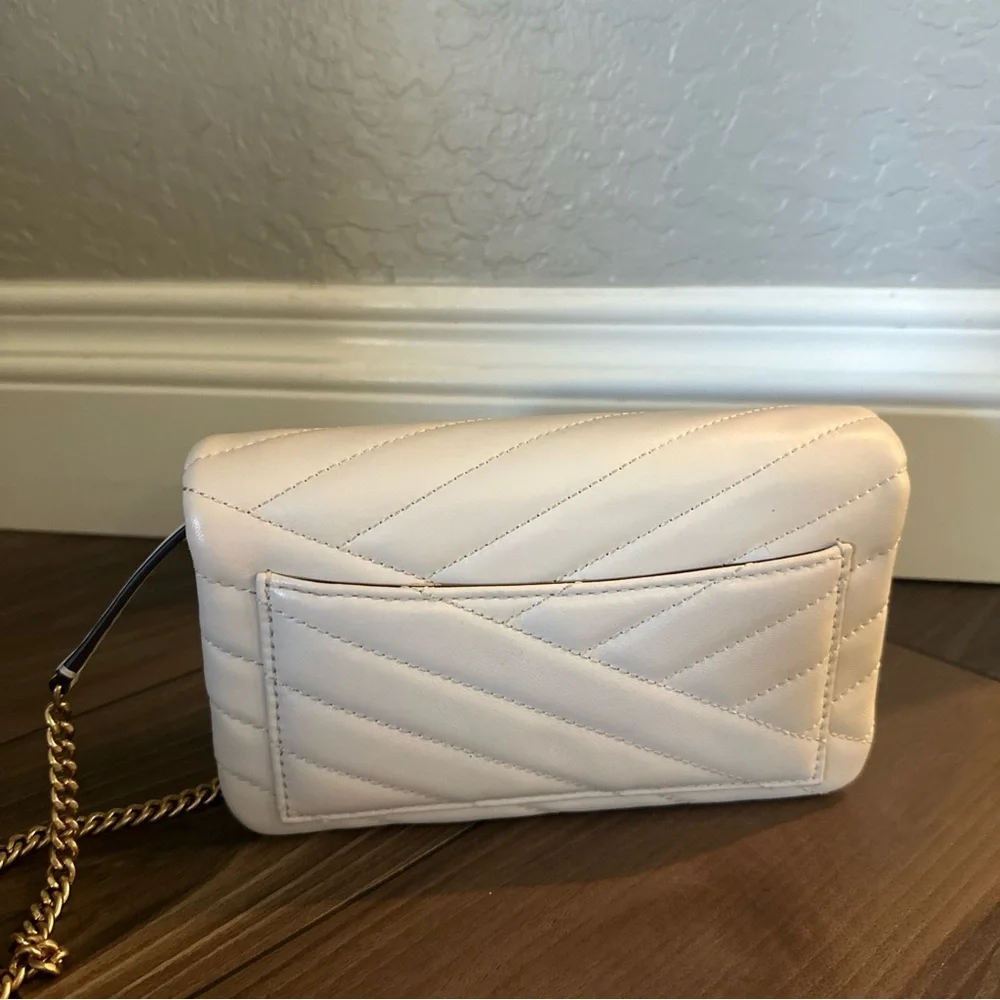 Tory Burch - Kira Chevron Chain Wallet New Cream Handbag - Picture 3 of 11